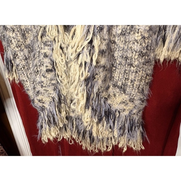 Urban outfitters Willow Fringe Cardigan Medium NWOT - Picture 12 of 13
